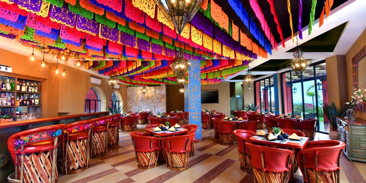 Restaurant Krystal Grand® Residences & Villas San Miguel San Miguel de Allende Restaurant Krystal Grand® Residences & Villas San Miguel San Miguel de Allende